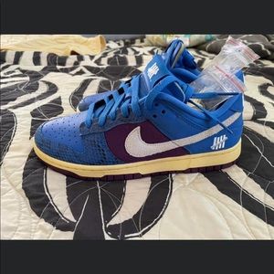 Nike Sneakers Size 7 in men